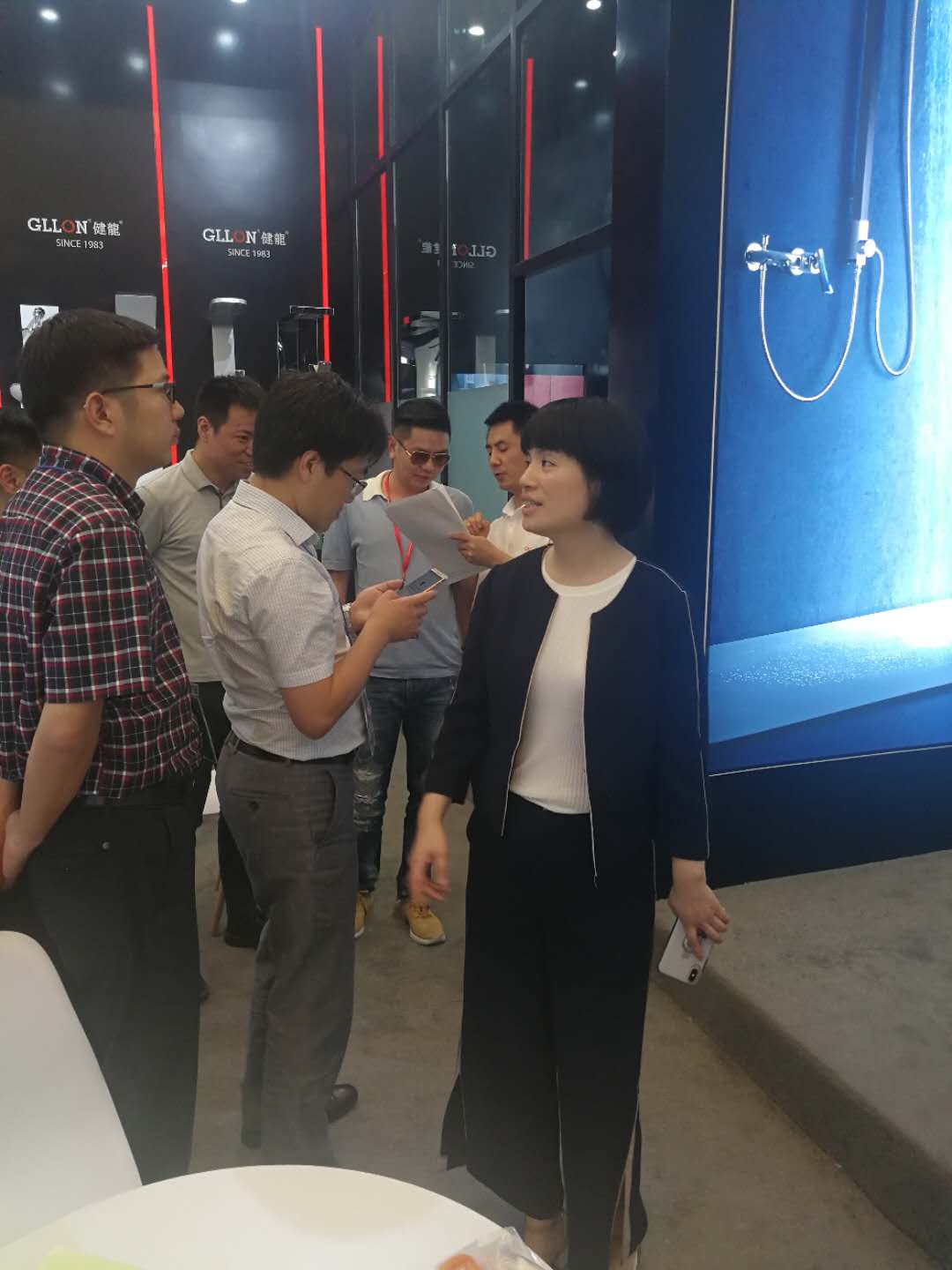 玉环市副市长李丹佳一行参观第24届中国国际厨房卫浴设施博览会